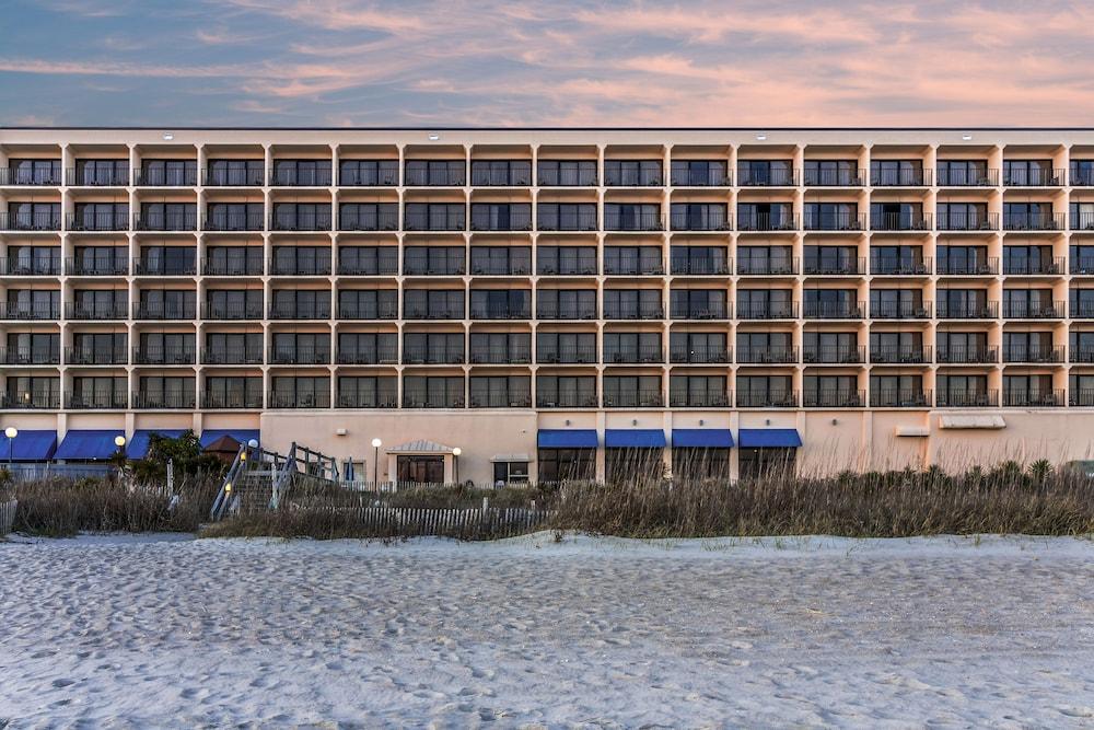 Crystal Coast Oceanfront Hotel Pine Knoll Shores Buitenkant foto