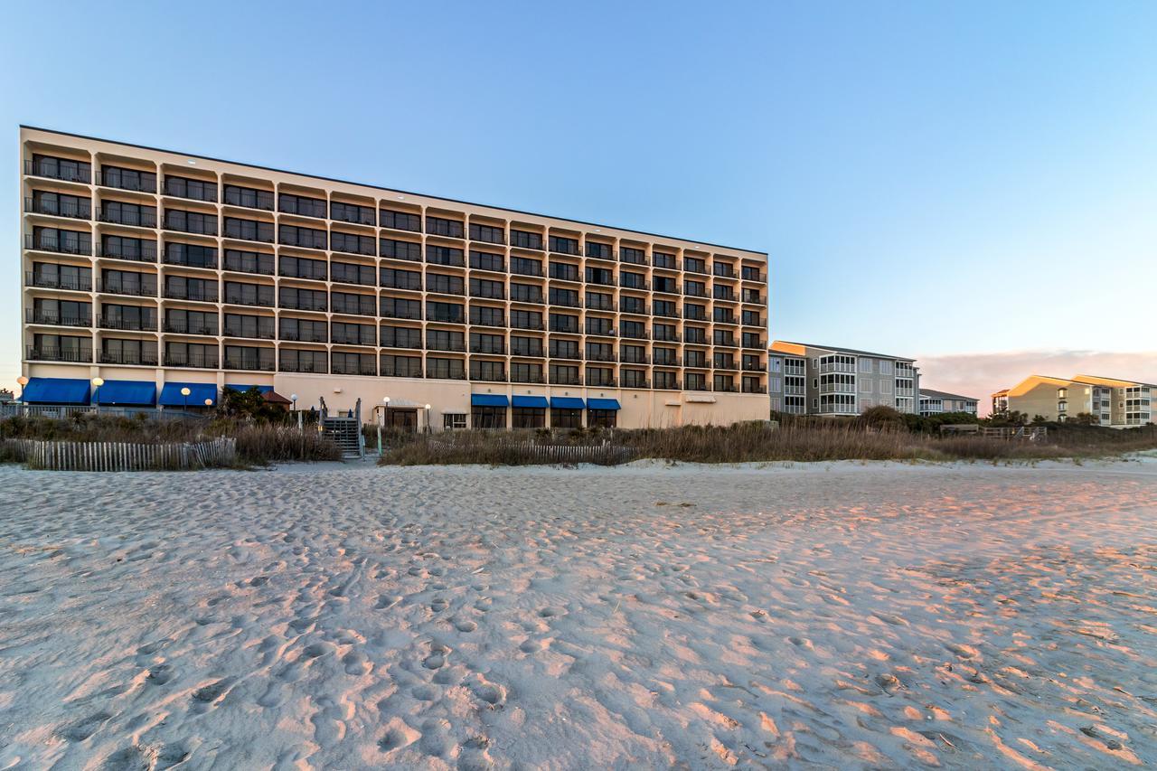 Crystal Coast Oceanfront Hotel Pine Knoll Shores Buitenkant foto