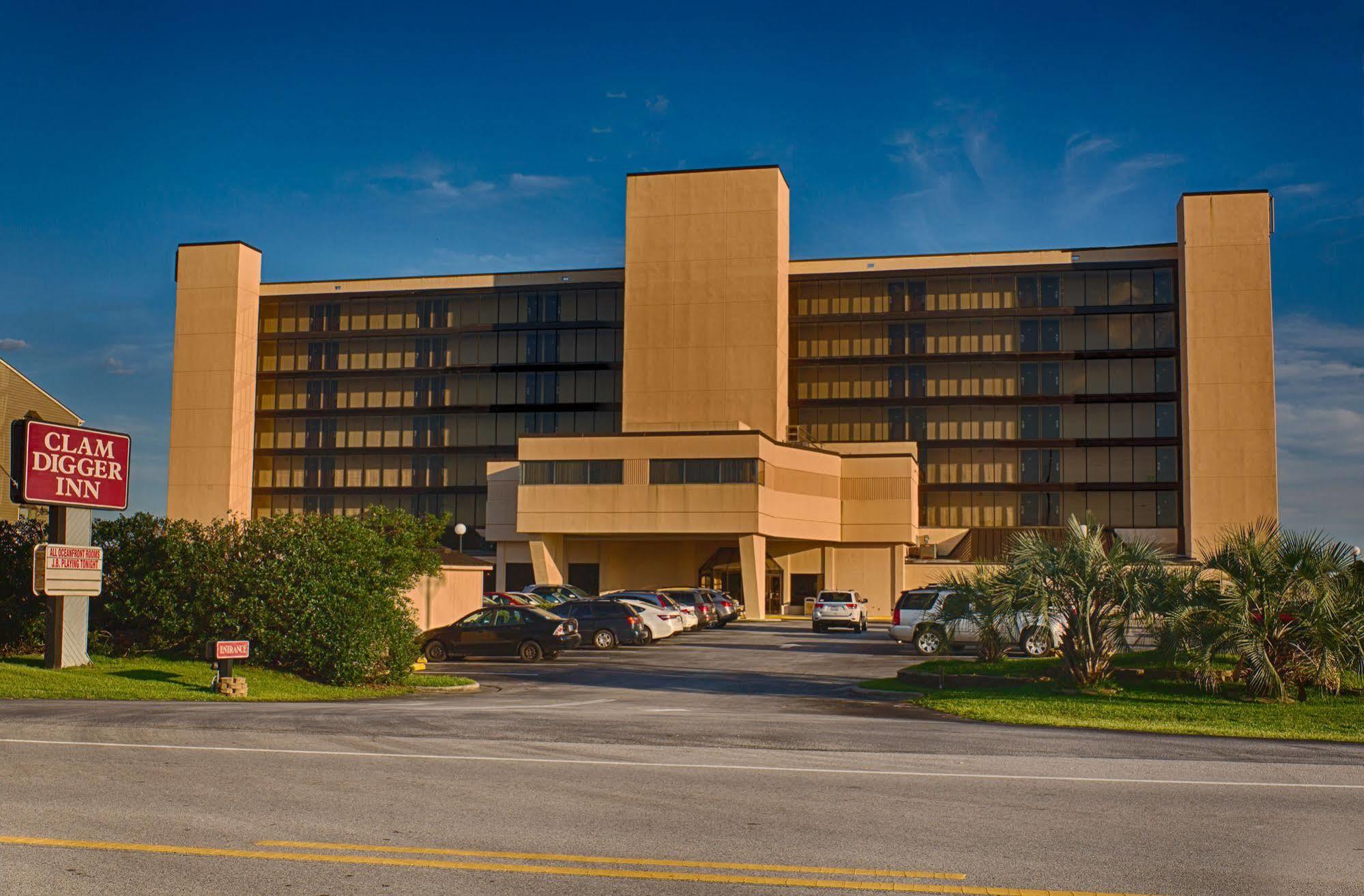 Crystal Coast Oceanfront Hotel Pine Knoll Shores Buitenkant foto